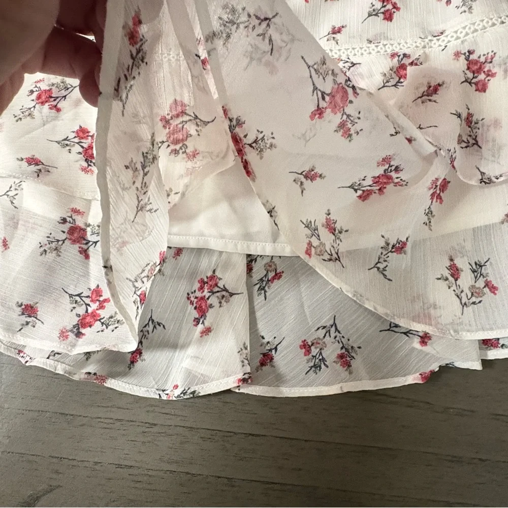 J.O.A. Just one answer high waisted floral mini shirt New Large